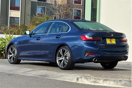 2021 BMW 330 330i