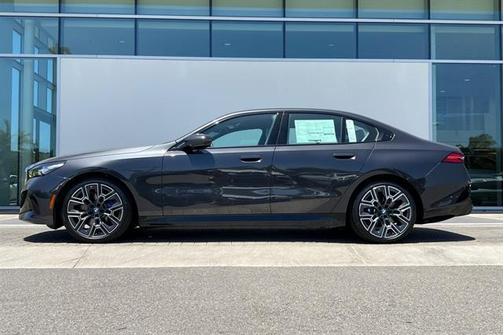 2024 BMW i5 eDrive40