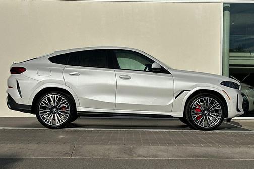 2026 BMW X6 xDrive40i