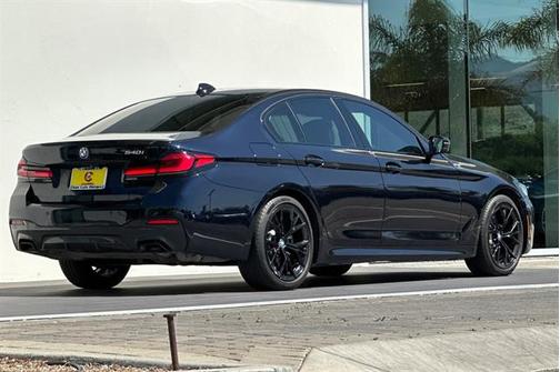 2022 BMW 540 i