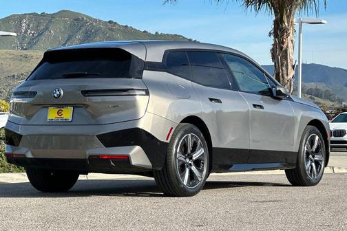 2024 BMW iX xDrive50