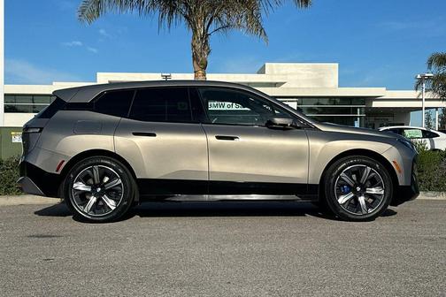 2024 BMW iX xDrive50