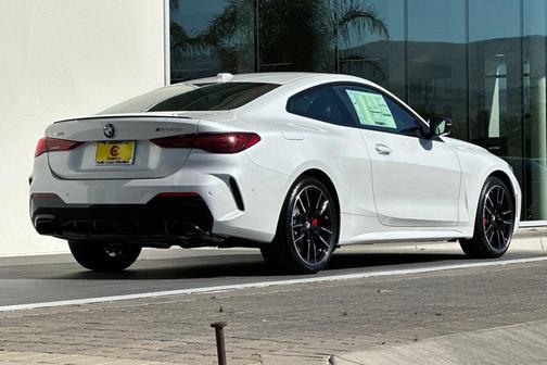 2026 BMW M440 i xDrive