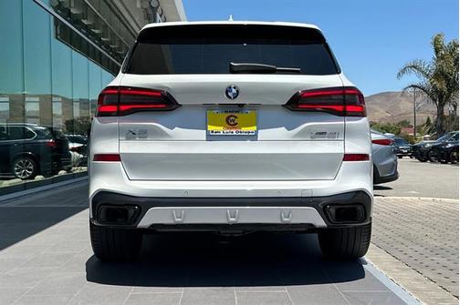 2023 BMW X5 sDrive40i