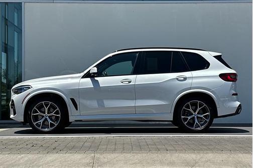 2023 BMW X5 sDrive40i