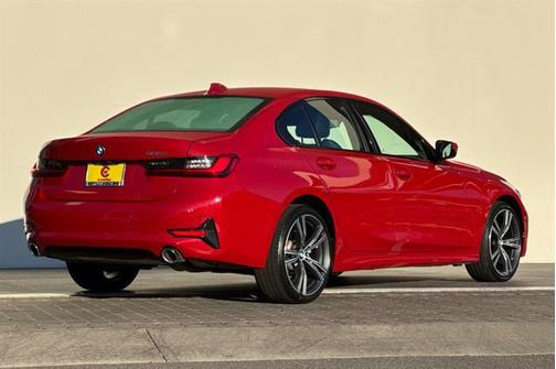 2022 BMW 330 330i