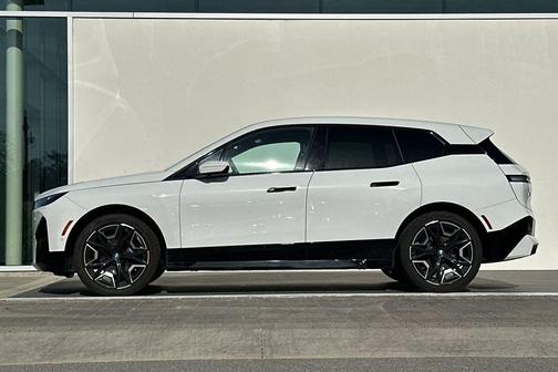 2024 BMW iX xDrive50