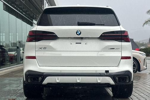 2026 BMW X5 sDrive40i