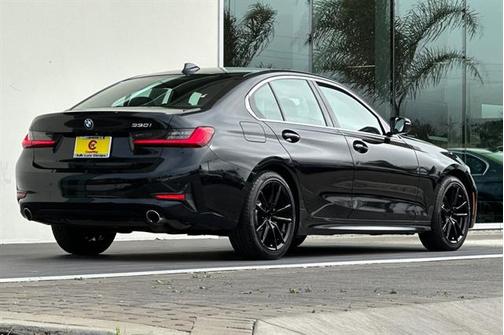2021 BMW 330 330i