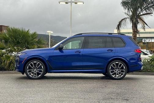 2026 BMW X7 M60i