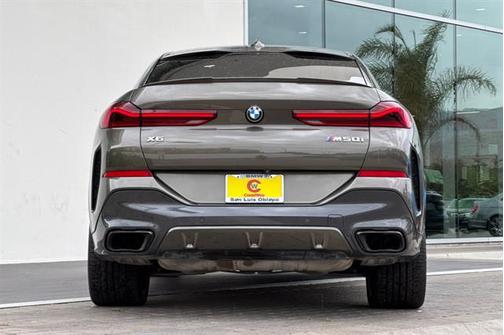 2020 BMW X6 M50i