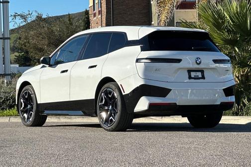 2024 BMW iX xDrive50