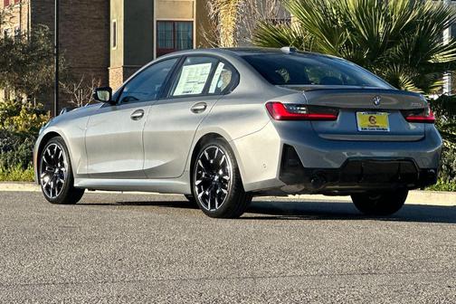 2026 BMW 330 330i