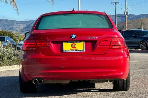2011 BMW 328 328i