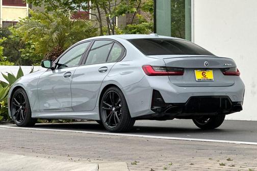 Brooklyn Grey Metallic 2023 BMW M340 M340i