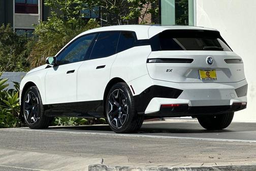 2023 BMW iX xDrive50