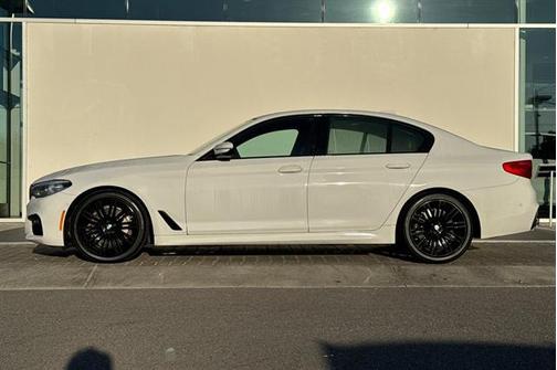 2019 BMW 540 540i