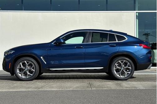 2023 BMW X4 xDrive30i
