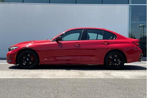 2023 BMW 330 330i