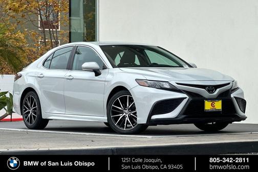 Ice 2024 Toyota Camry SE