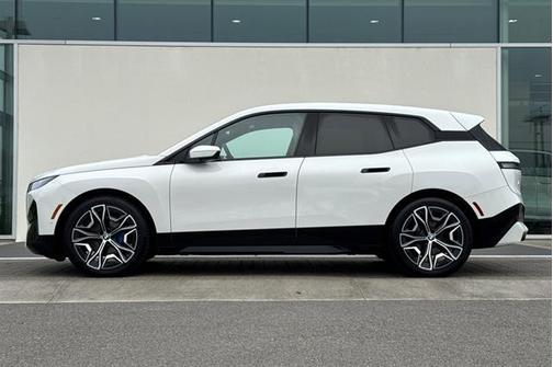 2023 BMW iX xDrive50