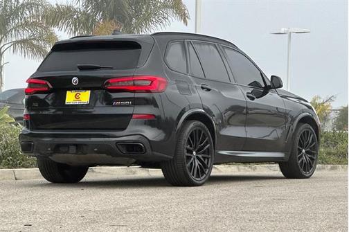 2022 BMW X5 M50i