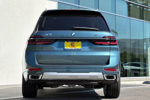 2026 BMW X7 xDrive40i