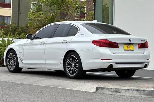 2019 BMW 530e iPerformance