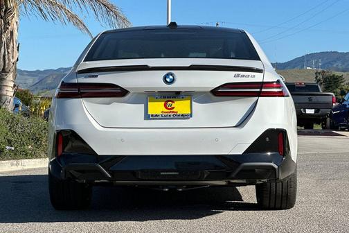 2026 BMW 550e xDrive