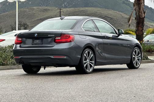 2016 BMW 228 228i