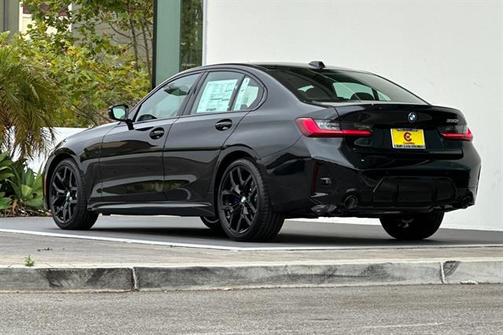 2025 BMW 330 i