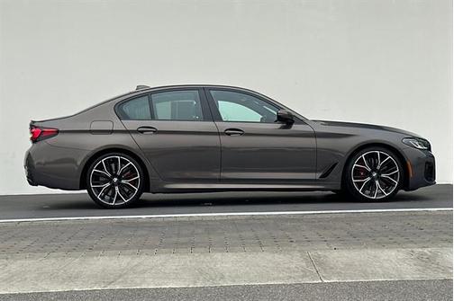 2022 BMW M550 i Xdrive