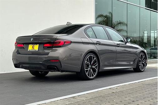 2022 BMW M550 i Xdrive