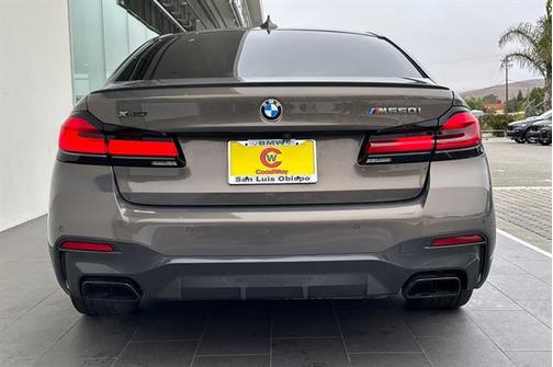 2022 BMW M550 i Xdrive