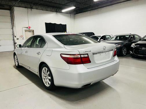 2007 Lexus LS 460 Base