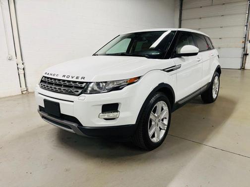 White 2015 Land Rover Range Rover Evoque Pure Plus