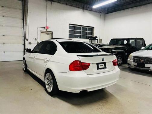 2011 BMW 328 i