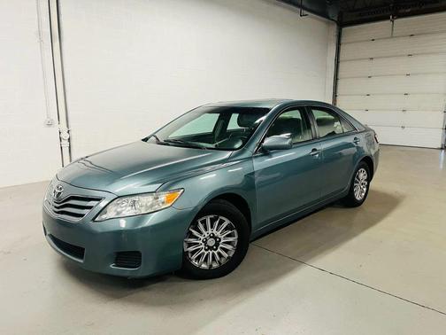 2010 Toyota Camry LE