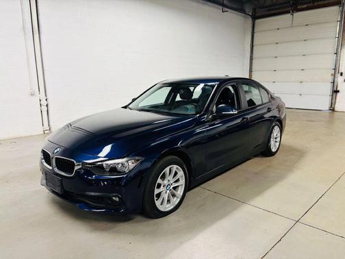 Blue 2016 BMW 320 i xDrive