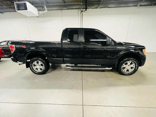 Black 2010 Ford F-150 SuperCab