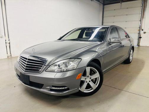 Gray 2011 Mercedes-Benz S-Class S 580e 4MATIC
