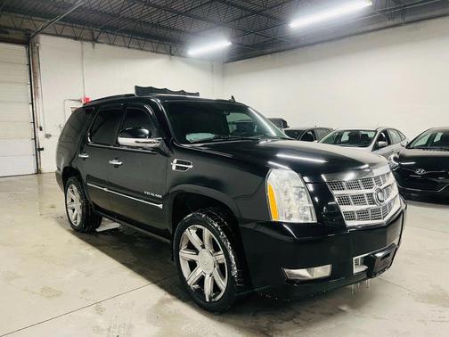 2012 Cadillac Escalade Platinum Edition