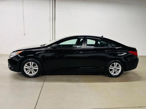 Blue 2011 Hyundai SONATA GLS
