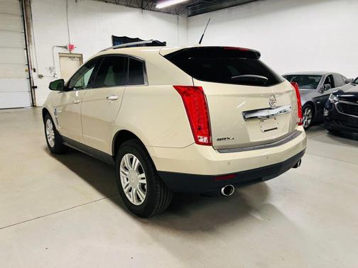 Beige 2012 Cadillac SRX Luxury Collection