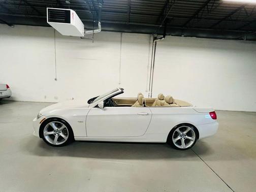 2011 BMW 335 i