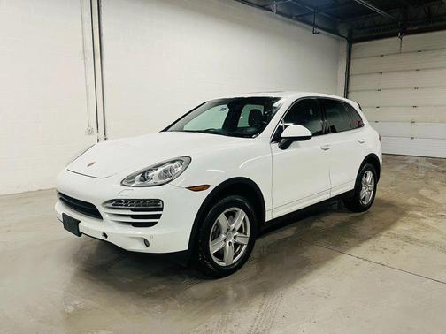 2014 Porsche Cayenne Cayenne