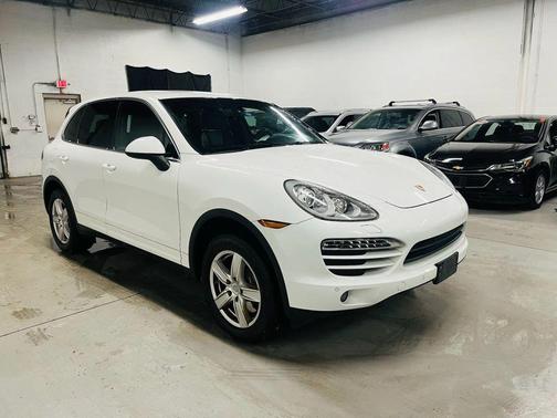 2014 Porsche Cayenne Cayenne