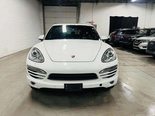 2014 Porsche Cayenne Cayenne