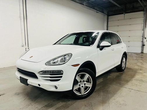 2014 Porsche Cayenne Cayenne