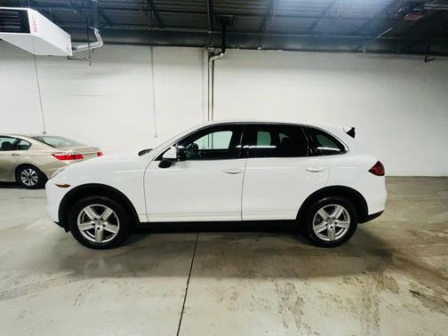 2014 Porsche Cayenne Cayenne